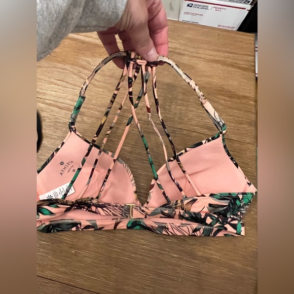 Three-Piece Women's M Athleta 2 Bikini Tops & Bottom Pink Palm Black Keyhole - Picture 3 of 5